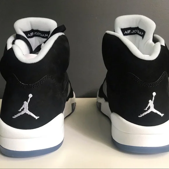 Jordan 5 Retro Oreos BNWT - Picture 4 of 6